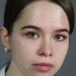 Анна Добронравова