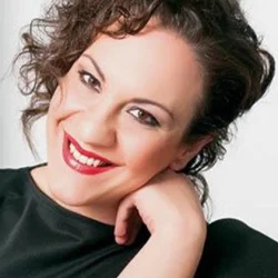 Anna Giagiozi