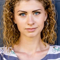Анна Куркова
