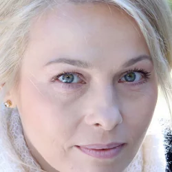 Анна Легчилова