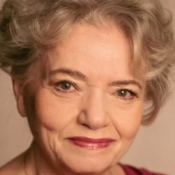 Anna Seniuk