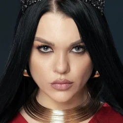 Анна Вартюхова