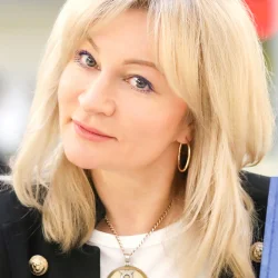 Анна Якунина