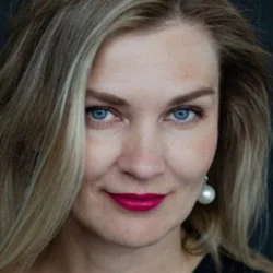 Anna Yuzhakova
