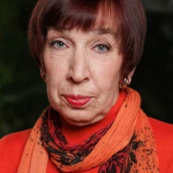 Anne Paluver