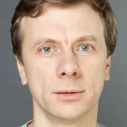 Антон Кукушкин