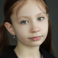 Арина Колахметова