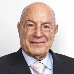 Арнон Милчен