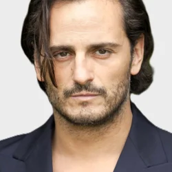 Asier Etxeandia