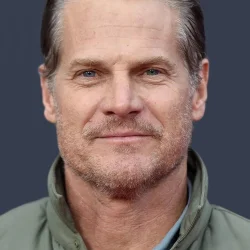 Брайан Ван Холт