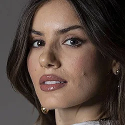 Camila Queiroz