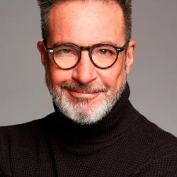 Carlos Carlín