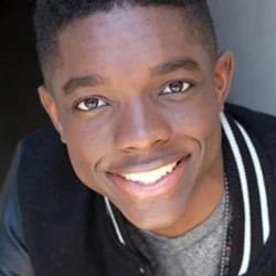 Carlos Knight
