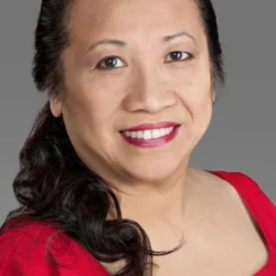 Carolyn Fe