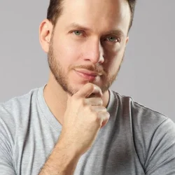 César Álvarez
