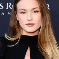 Chloe Rose Robertson