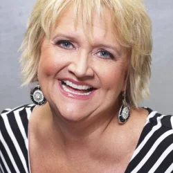 Chonda Pierce