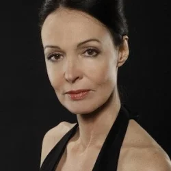 Christin Amy Artner