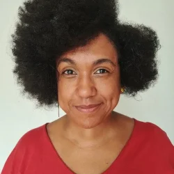 Cláudia Barbot