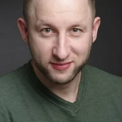 Денис Бондарков