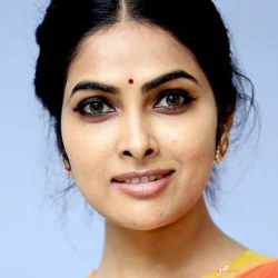 Divi Vadthya