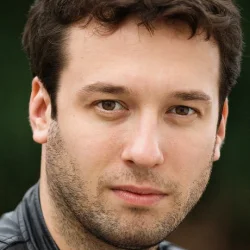 Дмитрий Мазуров