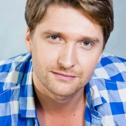 Дмитрий Пчела