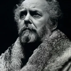 Douglas Rain