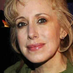 Elana Krausz