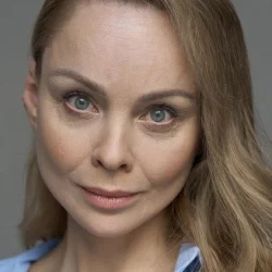 Елена Ивасишина