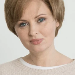 Елена Ксенофонтова