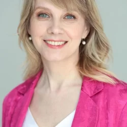 Елена Литвинова