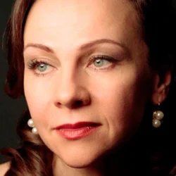 Елена Узлюк