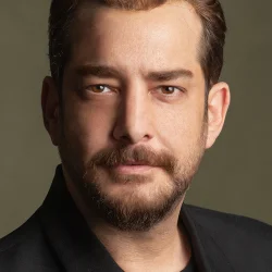 Enis Arıkan