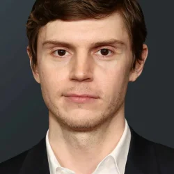 Эван Питерс