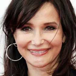 Évelyne Bouix