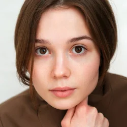 Евгения Леонова