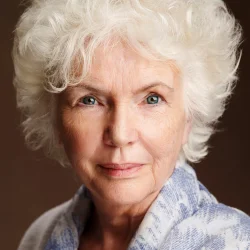 Фионнула Флэнаган