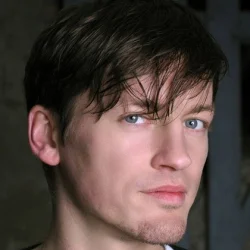 Fitz van Thom