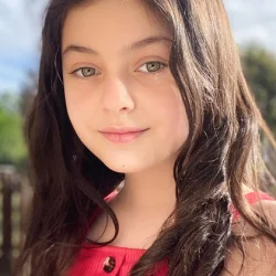 Fleur Tashjian