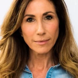 Gaynor Faye