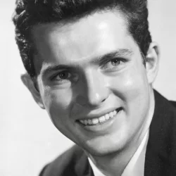Geoffrey Horne