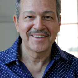 Gilbert Cruz