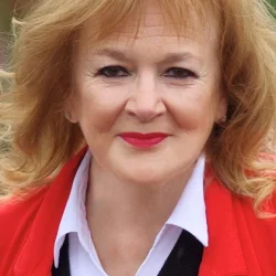 Gillian Elisa
