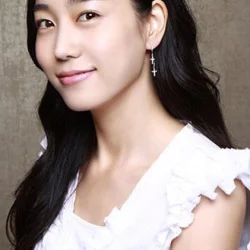 Ha Si-eun