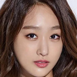 Han Yoo-yi