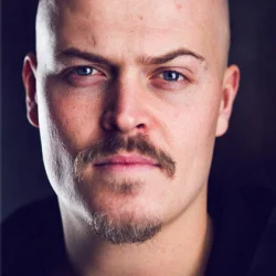 Хантер Эмери