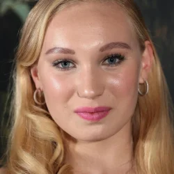Хелена Ценгель