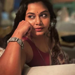 Hemangi Kavi