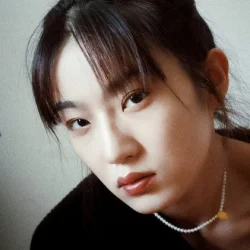 Hong Shuang